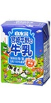 宮崎平野の牛乳(パック)
